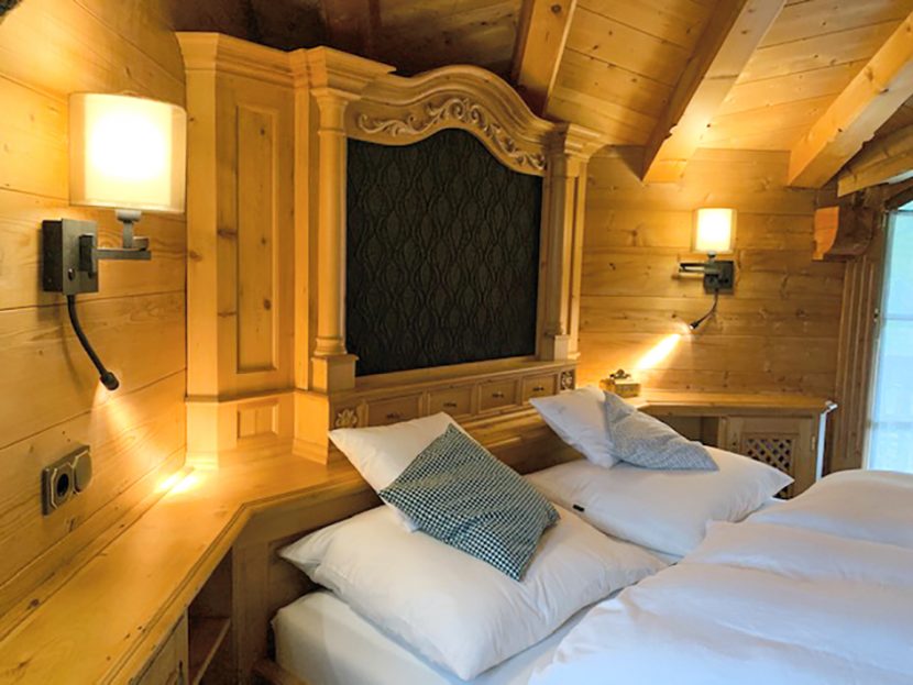 Schlafzimmer in Winterlandschaft mit Mari´s Berghütte